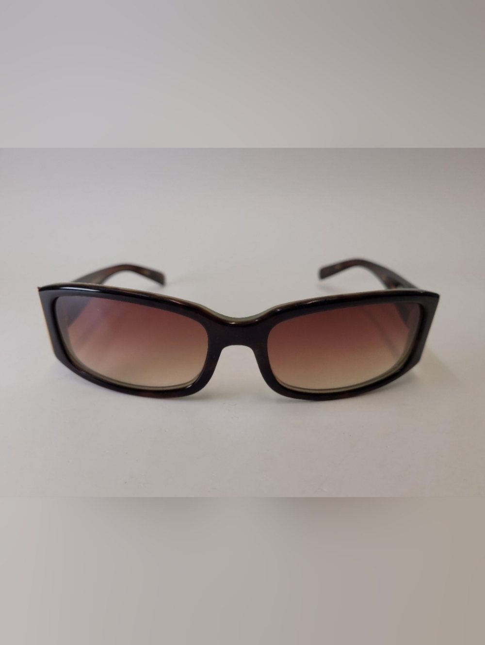 Oliver Peoples Jezebel Tortoiseshell Sunglass Arm with Gold Detail